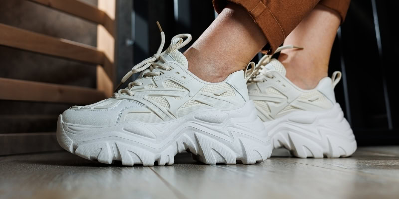 chunky sneakers (1)